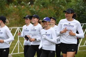 Image post by @uwtrack on Instagram
