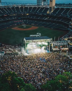 Image post by @chrislake on Instagram