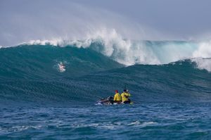 Image post by @wsl.qs on Instagram