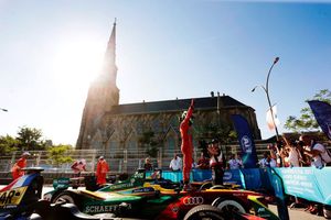 Image post by @lucasdigrassi on Instagram