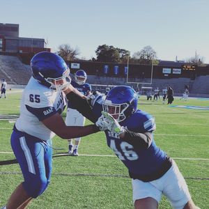 Image post by @drakebulldogsfb on Instagram