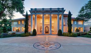 Image post by @christiesrealestate on Instagram