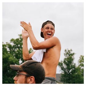 Image post by @carolinacrown on Instagram