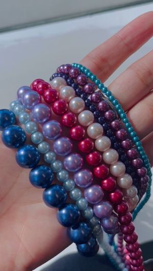 Video post by @beadcache on Instagram