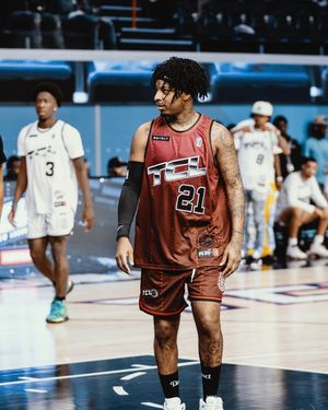 Image post by @shotbydub on Instagram
