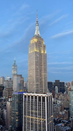 Video post by @empirestatebldg on Instagram