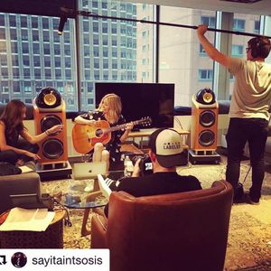 Image post by @anyamarina on Instagram
