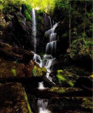Image post by @JustinPotterPhotography on Facebook