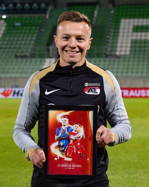 Image post by @azalkmaar on Instagram