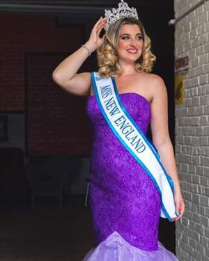 Image post by @westernavearts on Instagram