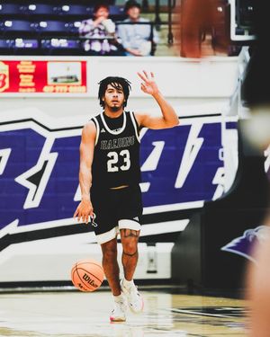 Image post by @harding_mbb on Instagram