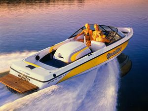 Image post by @malibuboats on Instagram