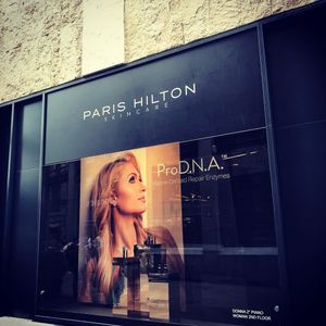Image post by @parishilton on Instagram