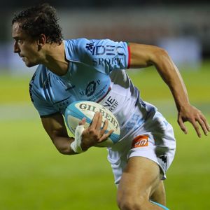 Image post by @avironrugbypro on Instagram