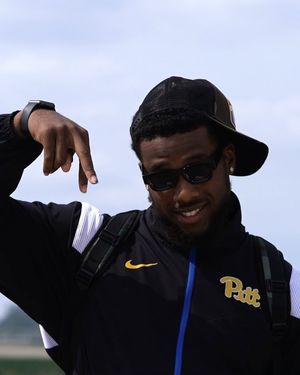 Image post by @pitt_fb on Instagram