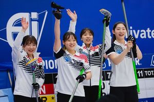 Image post by @worldcurling on Instagram