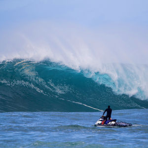 Image post by @wsl.qs on Instagram
