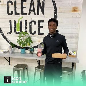 Image post by @iconsource_ on Instagram