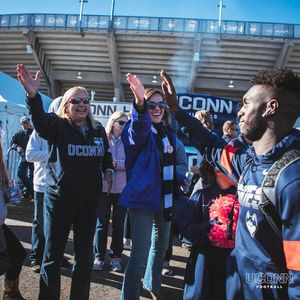 Image post by @uconnfootball on Instagram