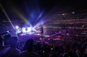 Image post by @metlifestadium on Instagram