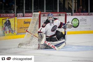 Image post by @du_hockey on Instagram