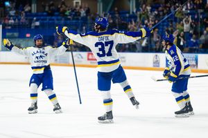 Image post by @nanookshockey on Instagram