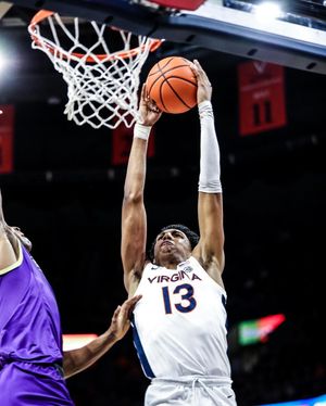 Image post by @uvamenshoops on Instagram