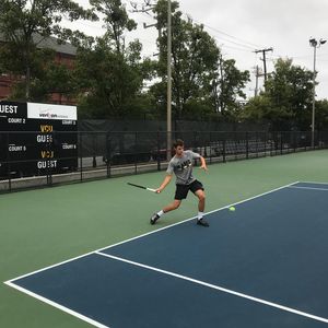 Image post by @vcumtennis on Instagram