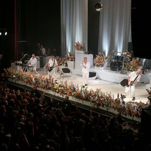 Image post by @thewarfield on Instagram