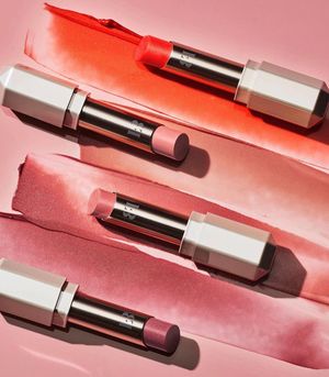Image post by @fentybeauty on Instagram