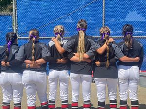 Image post by @csunsoftball on Instagram