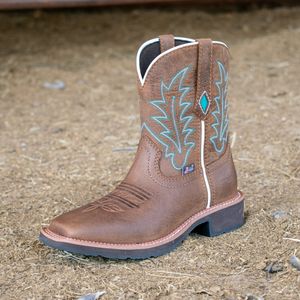 Image post by @justinboots_ on Instagram