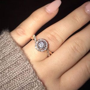 Image post by @helzbergdiamonds on Instagram