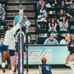 Image post by @ricevolleyball on Instagram