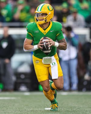 Image post by @oregonfootball on Instagram