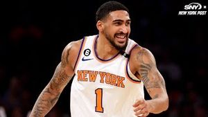 Video post by @nypostsports on YouTube