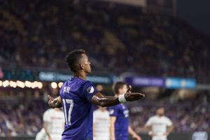 Image post by @clubelevenmag on Twitter