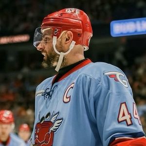 Image post by @geargeekhockey on Instagram