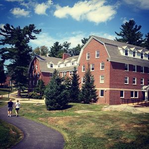 Image post by @uofnh on Instagram