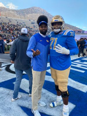 Image post by @TiUnderwood on Twitter