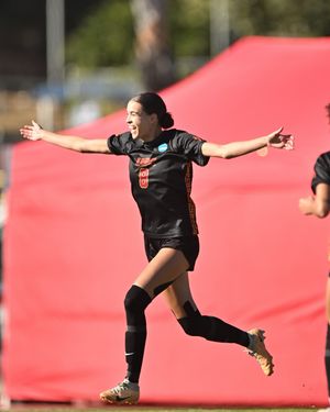 Image post by @uscwsoccer on Instagram