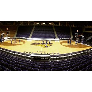 Image post by @drakewbb on Instagram