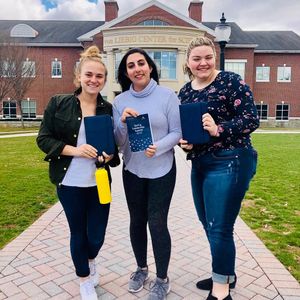 Image post by @juniatawlax on Instagram