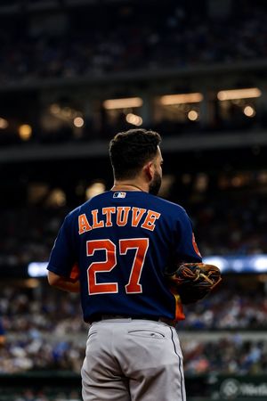 Image post by @astros on Twitter