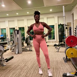 Image post by @fitgirlbomb on Instagram