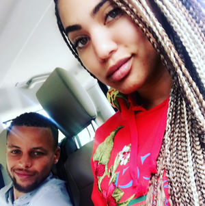 Image post by @ayeshacurry on Instagram