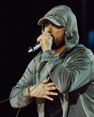 Image post by @shadyverse on Instagram