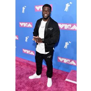Image post by @kevinhart4real on Instagram