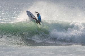 Image post by @wsl.qs on Instagram