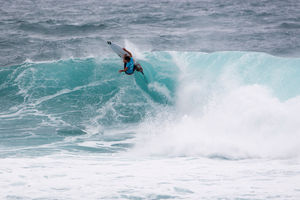Image post by @wsl.qs on Instagram